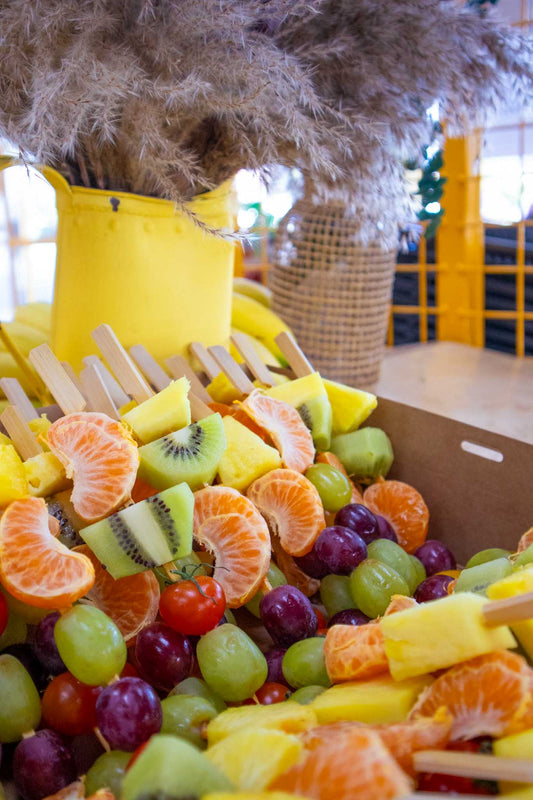 Assorted Fresh Fruit /Fruit Skewers